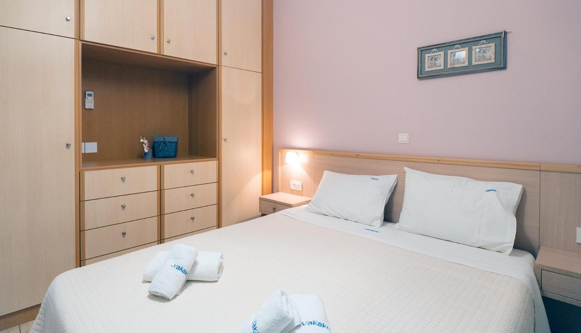Vakakis-Me Apartments Palaiochora Eksteriør billede