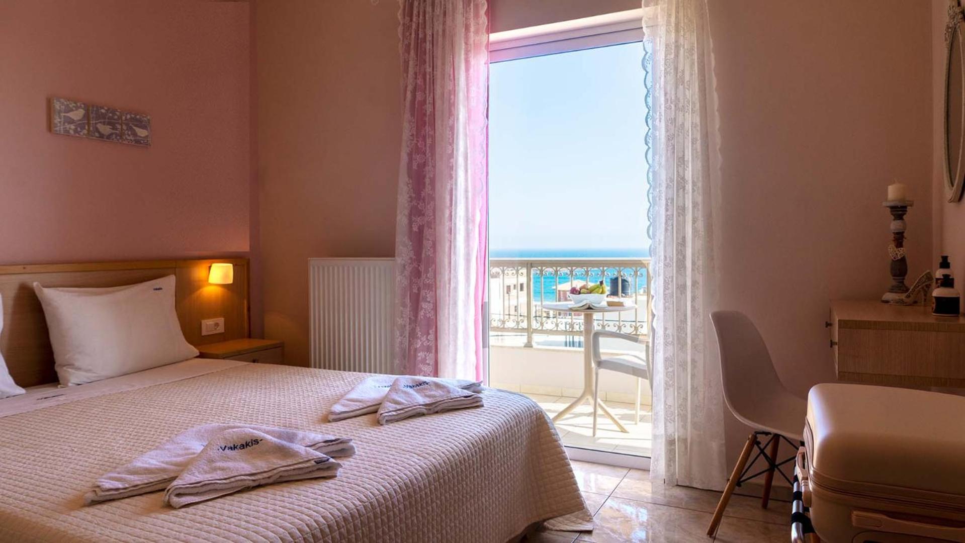 Vakakis-Me Apartments Palaiochora Eksteriør billede